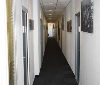 Bureau privé 16 m² 4 postes Location bureau Rue Baraban Lyon 69003 - photo 4